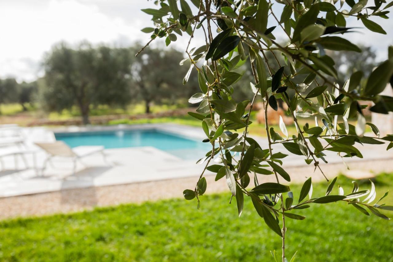 Dimora La Scaledda Bed and Breakfast Serranova Buitenkant foto