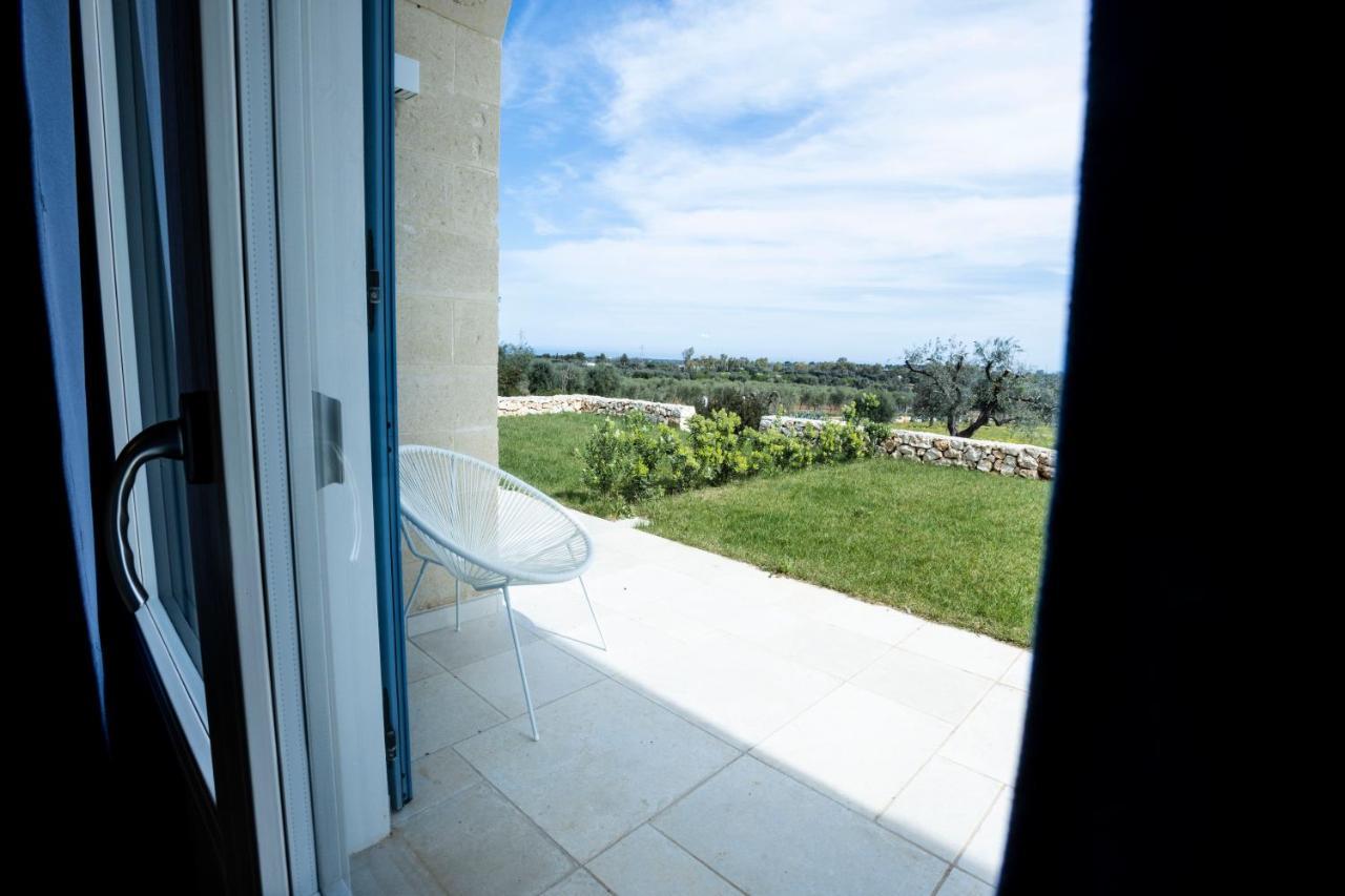 Dimora La Scaledda Bed and Breakfast Serranova Buitenkant foto